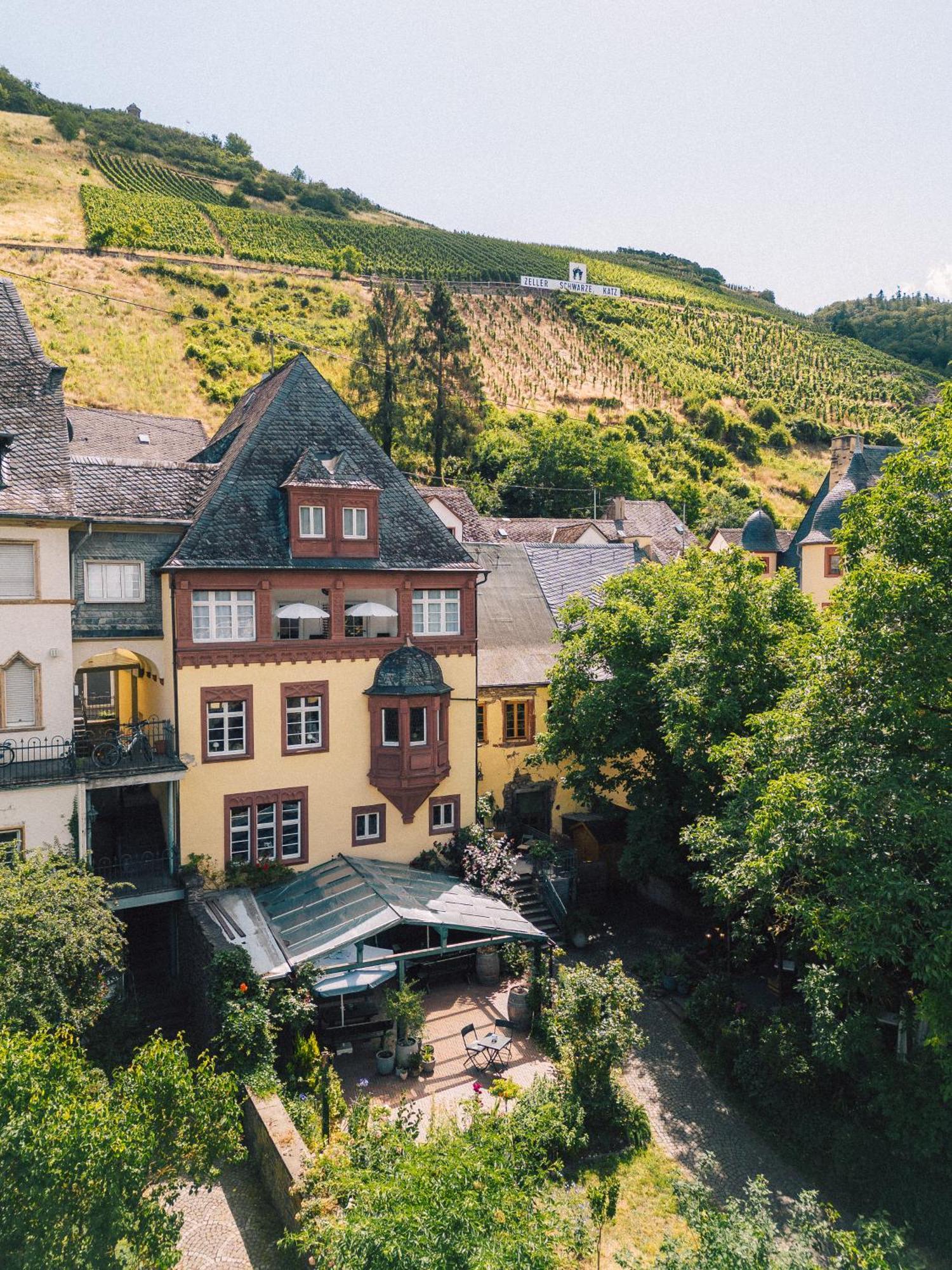 Haus Till E Hotel Zell an der Mosel Exterior photo